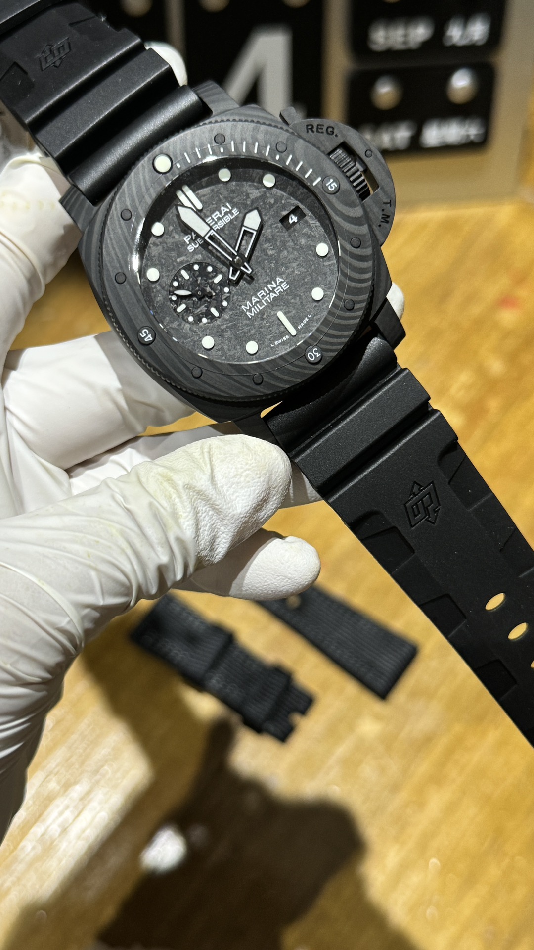 Replica Panerai Luminor Submersible PAM1229