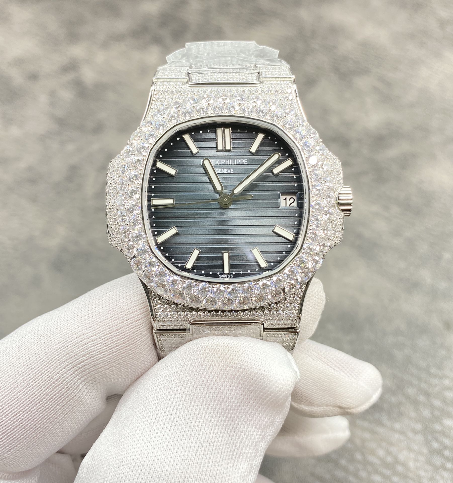 Replica Patek Philippe Nautilus 40mm 5711-1A-014