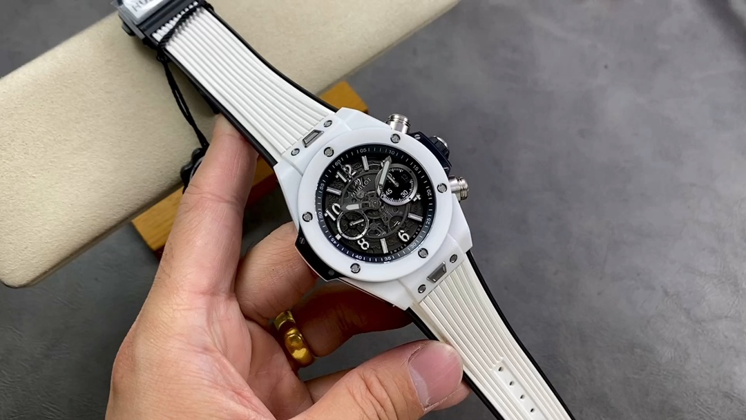 Replica Hublot Big Bang Unico Titanium Jewellery 44mm 421.NX.1170.RX.0904