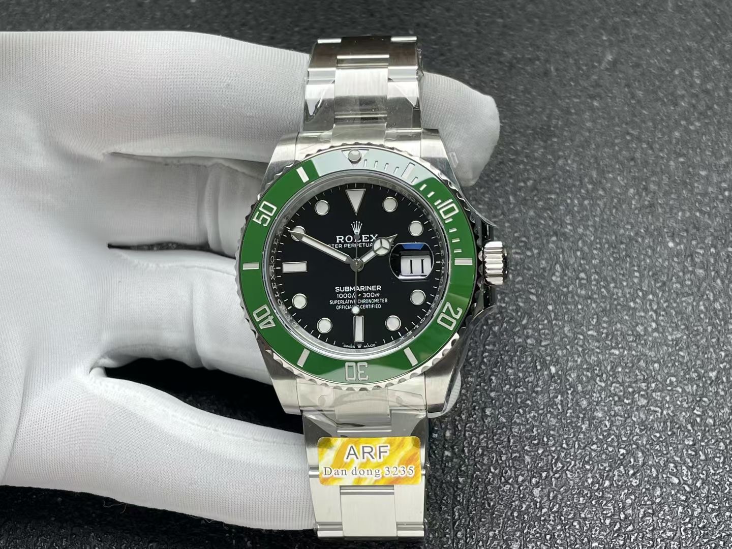 Replica Rolex Submariner Kermit Ref.16610LV
